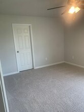 35 Knoll Wy in Lincoln, AL - Building Photo - Building Photo