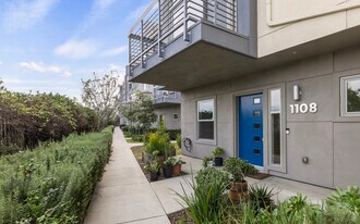 2753 Waverly Dr in Los Angeles, CA - Building Photo
