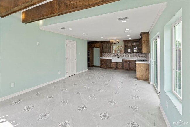 8 Karen Dr in Alton, TX - Building Photo - Building Photo