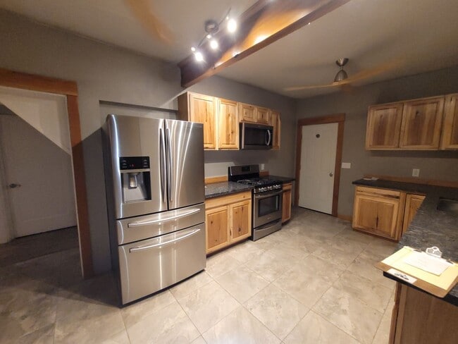 property at 1001 Lozier Ln