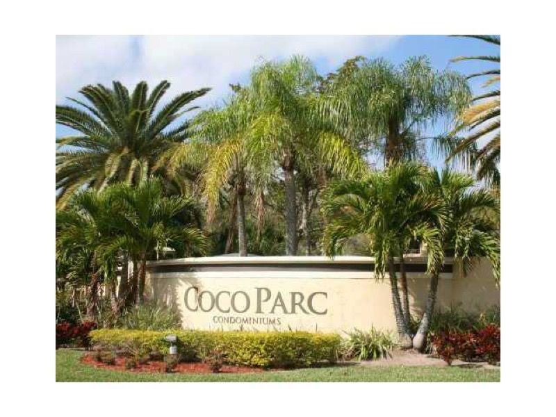941 Lyons Rd in Coconut Creek, FL - Building Photo