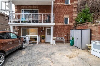 6 Garrow Ave in Toronto, ON - Building Photo - Building Photo