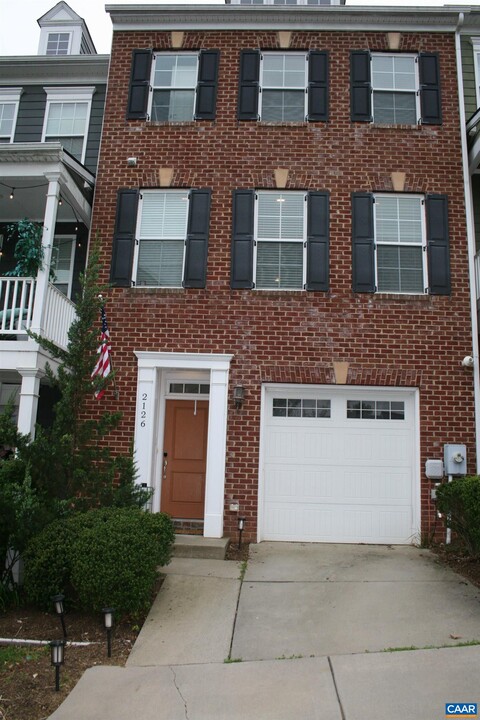 2126 Avinity Loop in Charlottesville, VA - Building Photo