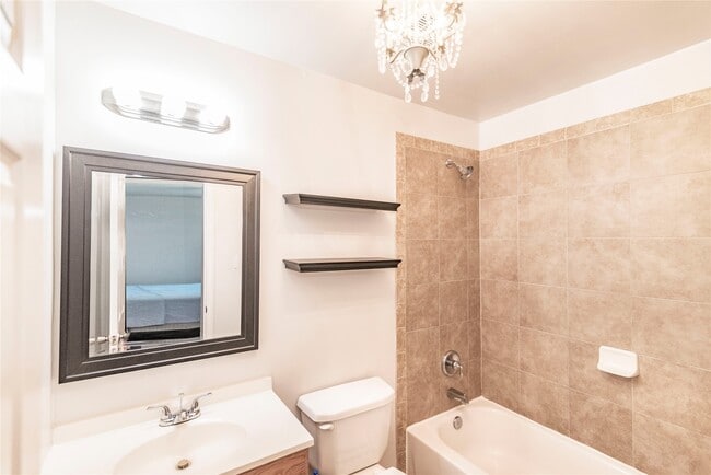 3008 Wichita St in Houston, TX - Building Photo - Building Photo