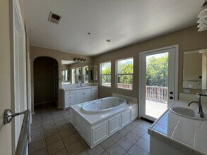 12124 Scenic View Terrace in Riverside, CA - Building Photo - Building Photo