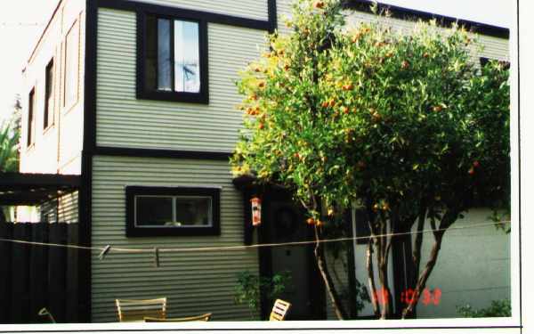 216-220 Waverly St in Palo Alto, CA - Building Photo