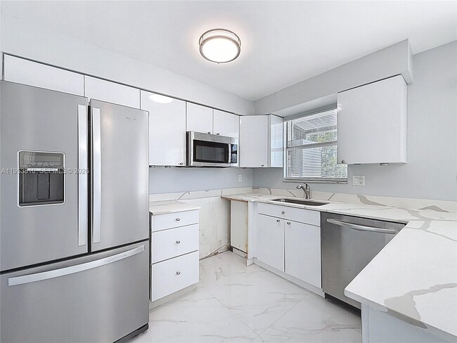property at 1100 SE 4th Ave