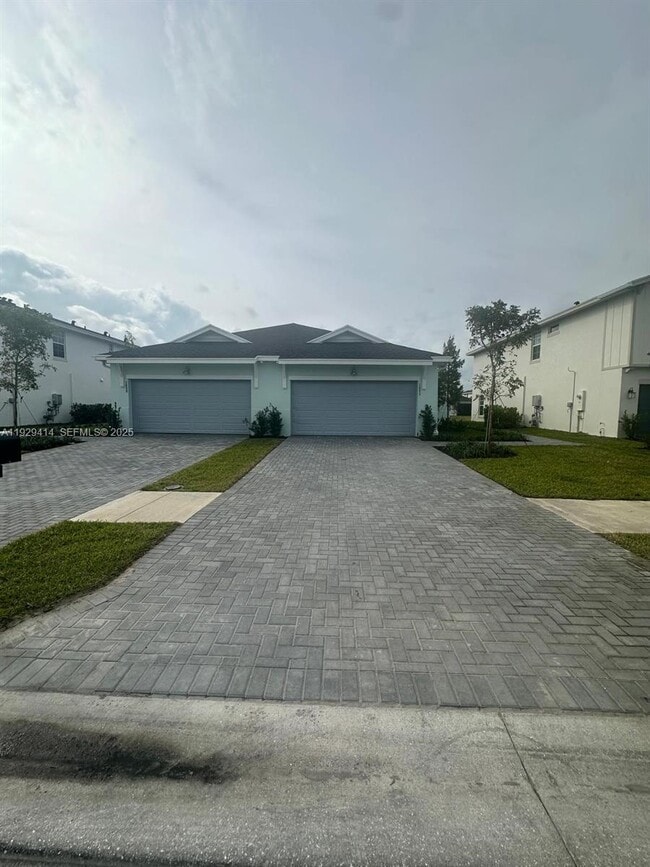 1443 Tangled Orchard Tr in Loxahatchee, FL - Building Photo - Building Photo