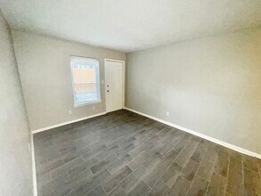 139 N Claybrook St in Memphis, TN - Building Photo - Building Photo