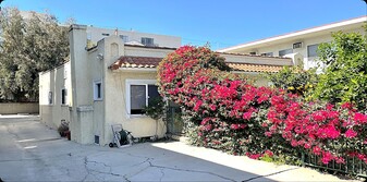 1311 N Mansfield Ave in Los Angeles, CA - Building Photo