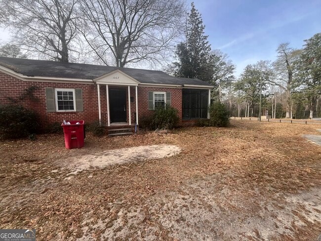 property at 1067 Boulevard