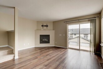 30875 State Rte 20 in Oak Harbor, WA - Building Photo - Building Photo