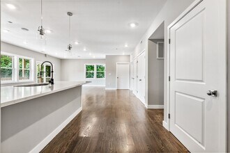 10 Ruthven Park in Boston, MA - Building Photo - Building Photo