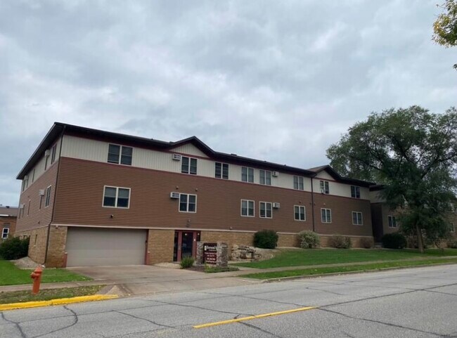 1402 W Broadway St, Unit 207