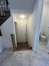 1633 Thames Circle in Milton, ON - Building Photo - Building Photo