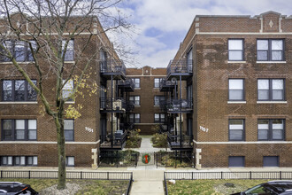 1133 W Grace St in Chicago, IL - Foto de edificio - Building Photo