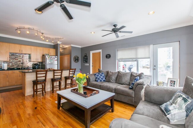 property at 1808 S Michigan Ave