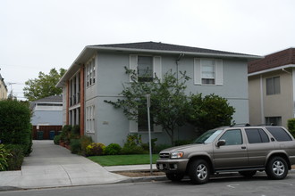 1130 Paloma Ave in Burlingame, CA - Building Photo - Building Photo