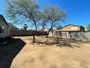 1276 E Silktassel Trail in San Tan Valley, AZ - Building Photo - Building Photo