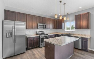 4535 Harper Rd in Holt, MI - Building Photo