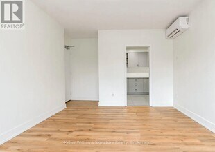 642-642 Hamilton Rd in London, ON - Building Photo - Building Photo