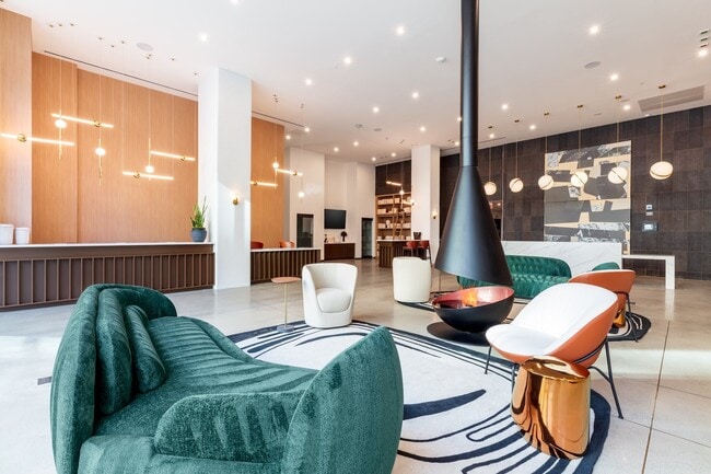 Society Nashville in Nashville, TN - Foto de edificio - Building Photo