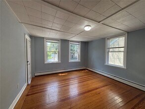 712 Hope St in Bristol, RI - Building Photo - Building Photo