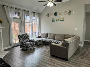 8013 Still Springs Dr in Plano, TX - Building Photo - Building Photo