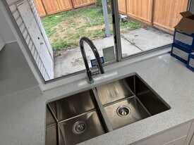 12712 115B Av in Surrey, BC - Building Photo