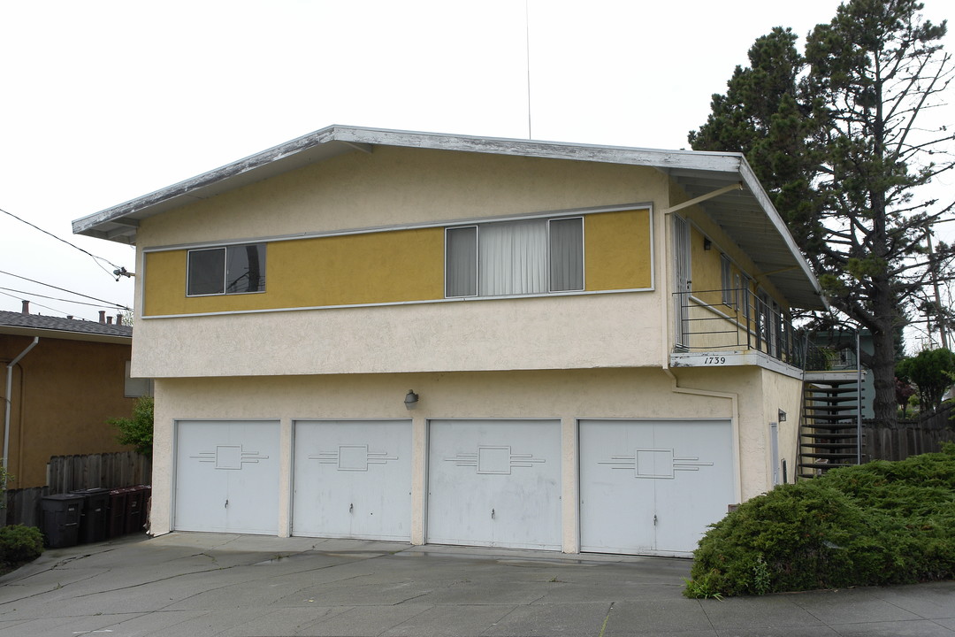 1739 Maubert Ct in San Leandro, CA - Building Photo