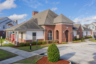 Zachary Parkside Apartment Homes in Zachary, LA - Foto de edificio - Building Photo