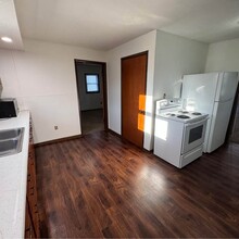 622 4th Ave SW in Oelwein, IA - Building Photo - Building Photo