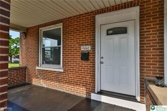 1660 Main St in Hellertown, PA - Building Photo - Building Photo