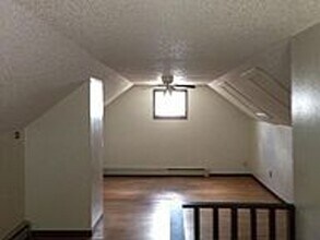 711 Orchard St in Iowa City, IA - Building Photo - Building Photo