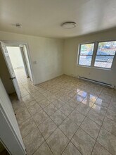 27 Hillside Ave in Monticello, NY - Building Photo - Building Photo