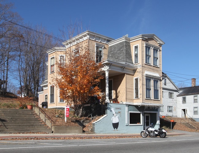 25 High St