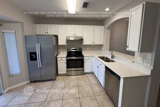 15792 Fishhawk Falls Dr in Fish Hawk, FL - Building Photo - Building Photo