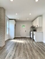 93 Robert St, Unit B in Wharton, NJ - Building Photo