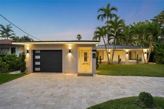 1625 Daytonia Rd in Miami Beach, FL - Building Photo - Building Photo