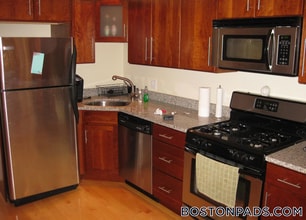 21 Sheafe St in Boston, MA - Building Photo - Building Photo