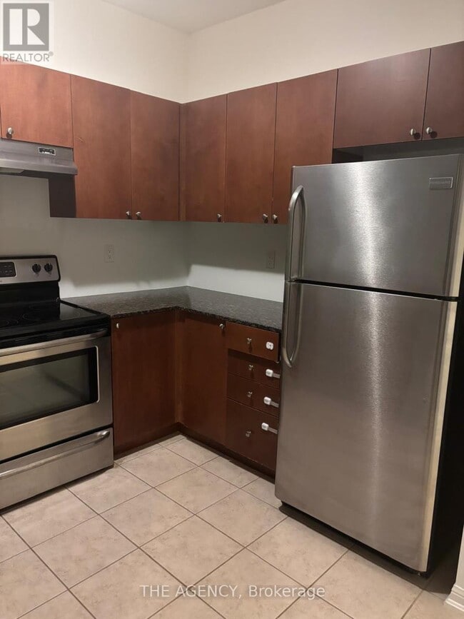 3 Berkshire Ave in Wasaga Beach, ON - Building Photo - Building Photo