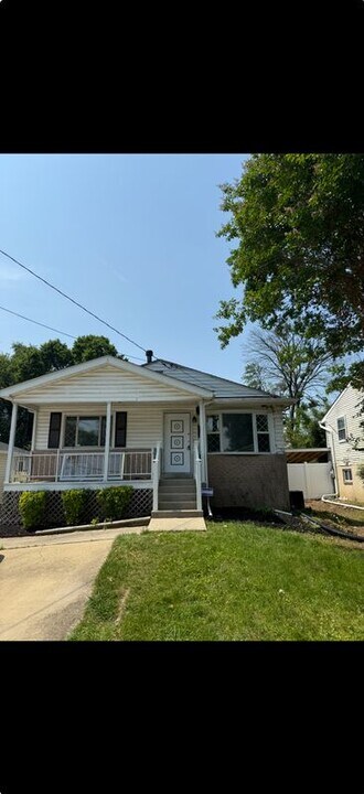 4917 Manheim Ave in Beltsville, MD - Building Photo