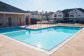 The Corridor Apartments in Shreveport, LA - Building Photo - Building Photo