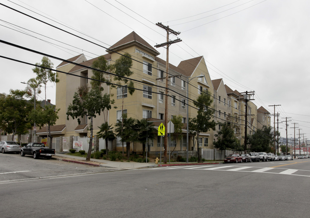 Grandview Nine Apartments in Los Angeles, CA - Foto de edificio