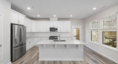 3709 Nova Star Ln in Raleigh, NC - Foto de edificio - Building Photo