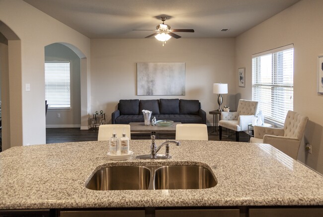 14544 Trough Ln in Dallas, TX - Building Photo - Building Photo