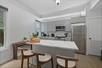 20 Tuers Ave, Unit SI ID1470332P in Jersey City, NJ - Building Photo - Building Photo