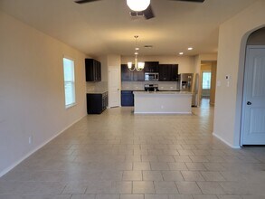 733 Brown Thrasher in San Antonio, TX - Building Photo - Building Photo
