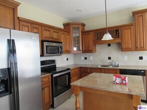 213 Sonoma Valley in Vine Grove, KY - Building Photo - Building Photo