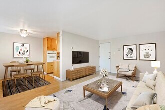 66 Pearl in Denver, CO - Building Photo - Building Photo